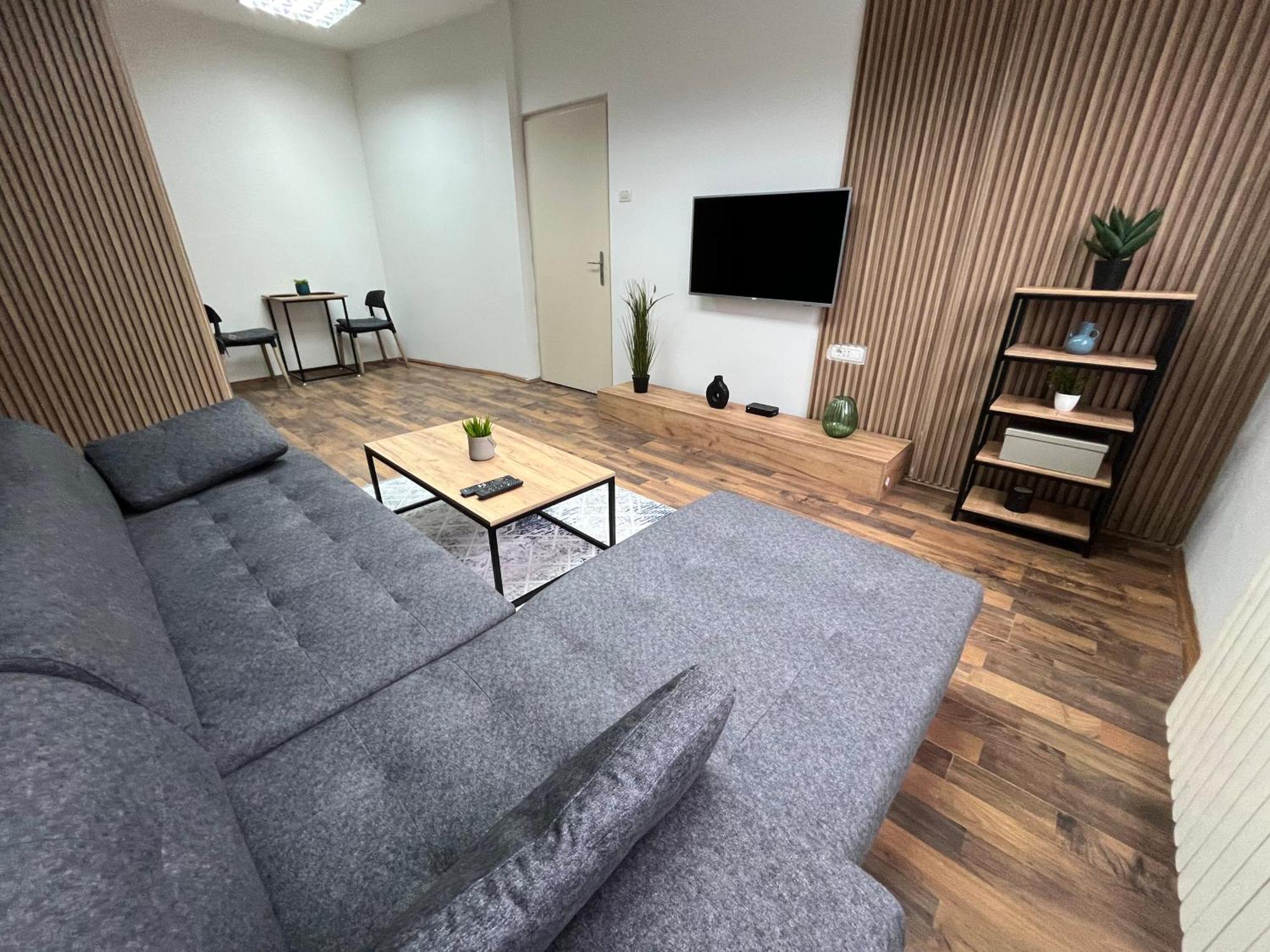 Central M - 5 Apartments Σκόπια Εξωτερικό φωτογραφία